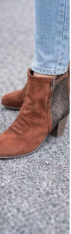 Leuke bruine laarsjes maat 41, Bruin, Lage of Enkellaarzen, Frais aux pieds, Ophalen of Verzenden