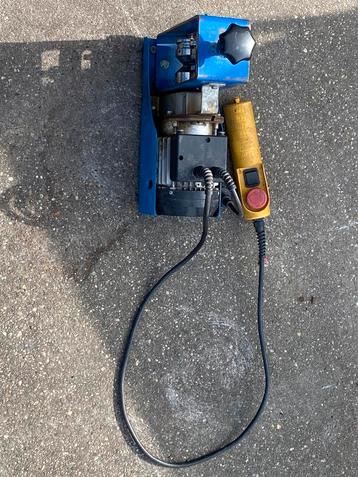 Kabel peller  beschikbaar voor biedingen