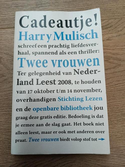 Harry Mulisch - Twee vrouwen (Nederland Leest editie), Boeken, Literatuur, Gelezen, Nederland, Ophalen of Verzenden