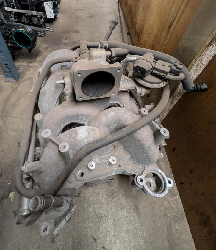 Ford F150 4.6L inlaatspruitstuk 2003-2006, Auto-onderdelen, Motor en Toebehoren, Amerikaanse onderdelen, Ford, Ford USA, Gebruikt