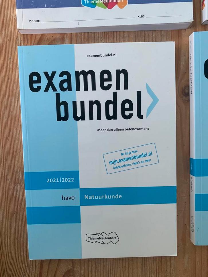 Examenbundel Natuurkunde HAVO 2021/2022, Boeken, Schoolboeken, Zo goed als nieuw, Natuurkunde, HAVO, Ophalen of Verzenden