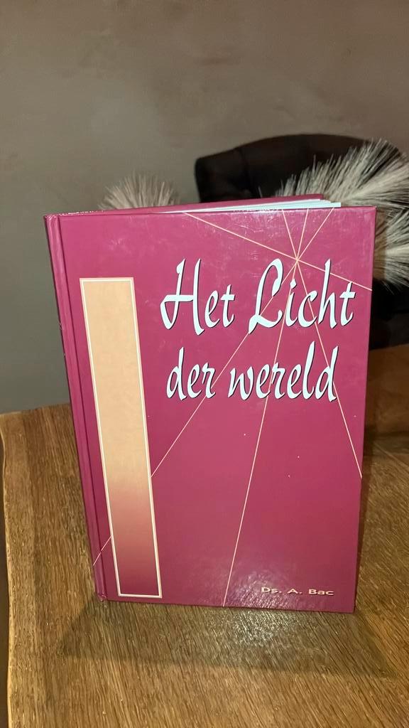 KR-1 Ds A. Bac - Het Licht der wereld, Boeken, Godsdienst en Theologie, Gelezen, Ophalen of Verzenden