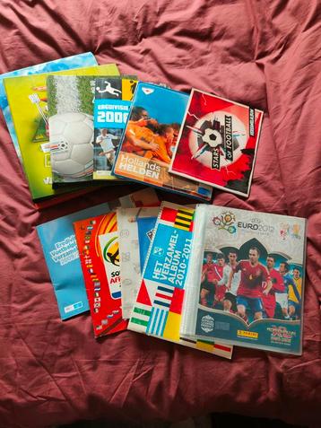 Voetbalplaatjes albums - Diverse edities beschikbaar voor biedingen