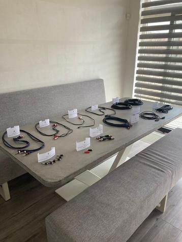 RCA-/Tulp-, Jack-, XLR-kabels en Jack koppelstukken (BIEDEN) beschikbaar voor biedingen