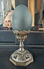 Groen emoe ei op altaar schaal, Ophalen of Verzenden, Zo goed als nieuw, Overige typen