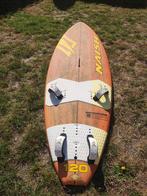 Naish Titan 120 Carbon Edition, Ophalen, Zo goed als nieuw, Met vin(nen), Minder dan 5 m²