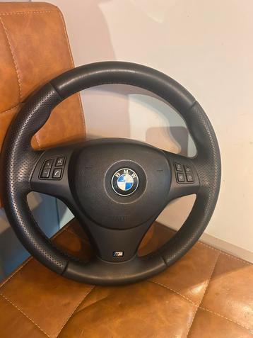 Bmw M E81 E82 E87 E88 E90 E91 E92 E93 leder stuur beschikbaar voor biedingen