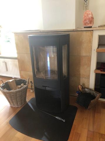 Houtkachel Contura C850 beschikbaar voor biedingen