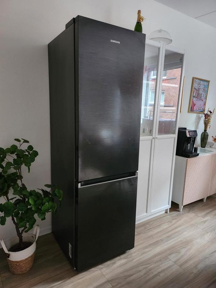 Samsung koel- vriescombinatie, Witgoed en Apparatuur, Koelkasten en IJskasten, Zo goed als nieuw, Met vriesvak, 200 liter of meer