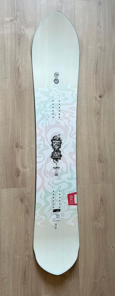 Nieuwe Nidecker Alpha 158cm Snowboard, Sport en Fitness, Snowboarden, Nieuw, Board, Ophalen of Verzenden
