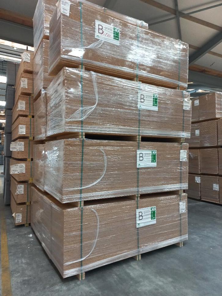 OSB Platen op voorraad. 12, 15,18, 22 en 25mm div. maten, Doe-het-zelf en Verbouw, Platen en Panelen, Nieuw, Hout, Ophalen