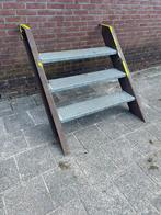 Podium trap 3 tredes, Doe-het-zelf en Verbouw, Ladders en Trappen, Ophalen, Zo goed als nieuw, Trap, Minder dan 2 meter