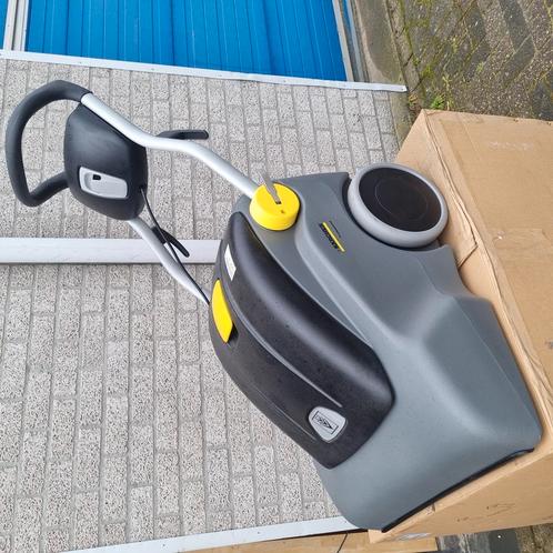 Splinternieuwe Karcher tapijtborstelzuiger CV 66/2, Auto diversen, Autogereedschap, Nieuw, Ophalen