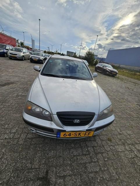 Hyundai Elantra 2.0i-16V Dynamic airco, Auto's, Hyundai, Bedrijf, Te koop, Elantra, ABS, Airbags, Airconditioning, Boordcomputer