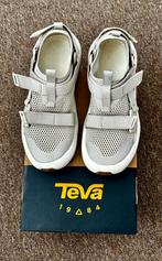 Wandelschoen,Teva, Dames, 38, Beige, Outflow Universal, Overige merken, Overige typen, Ophalen of Verzenden, Zo goed als nieuw
