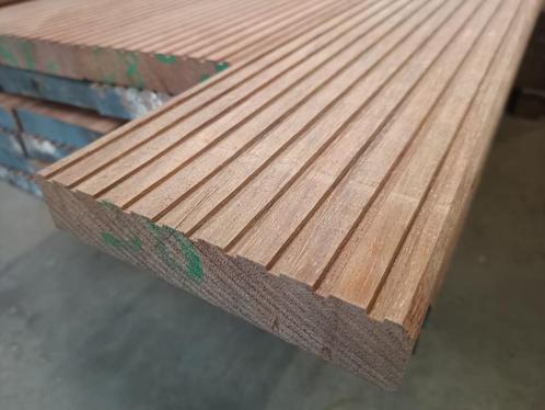 35x180 mm hardhouten azobe brugdek planken antislip / vlak, Doe-het-zelf en Verbouw, Hout en Planken, Nieuw, Plank, Overige houtsoorten