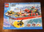 ** LEGO 7906 City / Fire Boat **, Kinderen en Baby's, Speelgoed | Duplo en Lego, Complete set, Lego, Zo goed als nieuw, Verzenden