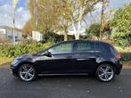 Volkswagen Golf 1.5 TSI DSG 150PK R-Line•Pano•Navi•Cam, Euro 6, 4 cilinders, 150 pk, Zwart