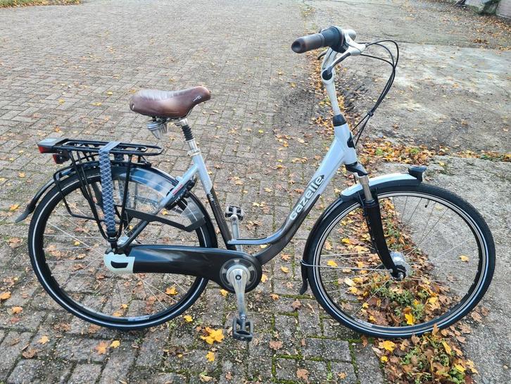 GAZELLE ORANGE PLUS DAMESFIETS MET 7 VERSNELLINGEN, Fietsen en Brommers, Fietsen | Dames | Damesfietsen, Zo goed als nieuw, Gazelle