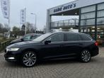 Skoda Octavia Combi 1.0 e-TSI Automaat Business Edition Plus, Gebruikt, Hybride Elektrisch/Benzine, 3 cilinders, Onderhoudsboekje