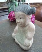 Azië: handcarved en met de hand versierd beeldje, Verzenden, Zo goed als nieuw, Mens