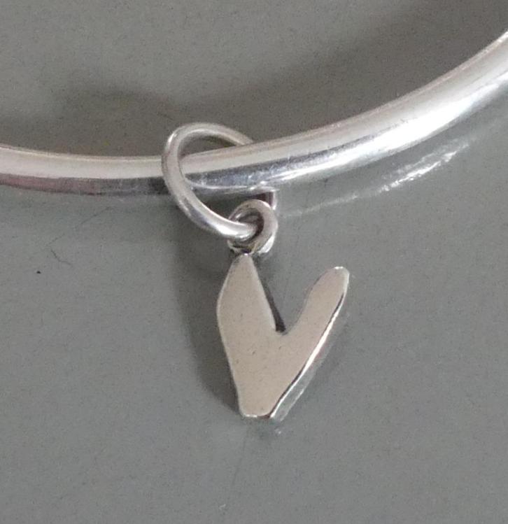 Trollbeads HANGER LETTER V, Sieraden, Tassen en Uiterlijk, Bedels, Zo goed als nieuw, Trollbeads, Zilver, 1 bedel, Verzenden