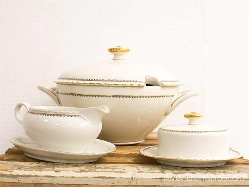 servies 19772, Antiek en Kunst, Antiek | Servies los, Ophalen of Verzenden