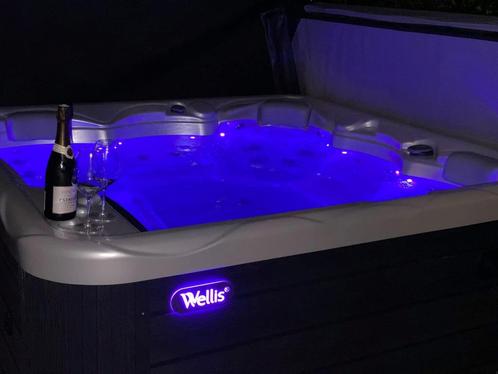 Jacuzzi 5 personen, Tuin en Terras, Bubbelbaden en Hottubs, Zo goed als nieuw, Ophalen
