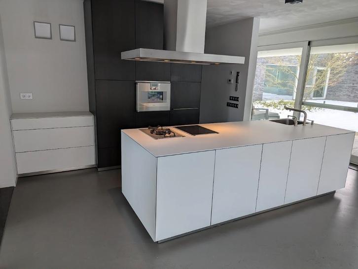 Royale Bulthaup B3 eiland-keuken, Huis en Inrichting, Keuken | Complete keukens, Zo goed als nieuw, Overige typen, Wit, Kunststof