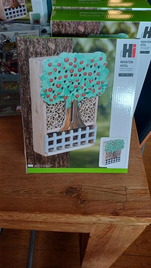 Insectenhotel Appelboom - Nieuw in doos!, Tuin en Terras, Vogelhuisjes en Vogelbaden, Nieuw, Ophalen of Verzenden