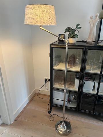 Landelijke vloerlamp nikkel beschikbaar voor biedingen