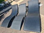 Drie zwarte wicker ligbedden, Tuin en Terras, Ophalen, Gebruikt, Wicker