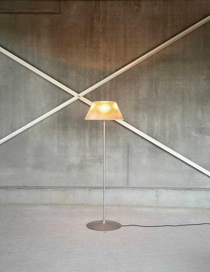 Flos “Romeo Moon” F floorlamp, Huis en Inrichting, Lampen | Vloerlampen, Zo goed als nieuw, Ophalen of Verzenden