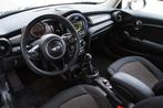 MINI Hatchback Cooper Automaat / Cruise Control / Navigatie, 12 maanden, Gebruikt, 4 stoelen, Zwart