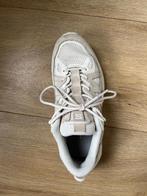 Salomon Odyssey ELMT low Maat 38 2/3 - ivm verhuizing TEAB, Kleding | Dames, Salomon, Beige, Ophalen of Verzenden, Sneakers of Gympen