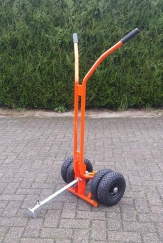 TE HUUR Tegelkar tegeltiller tegellegger tegelklem, Tuin en Terras, Hand-tuingereedschap, Zo goed als nieuw, Overige soorten, Ophalen