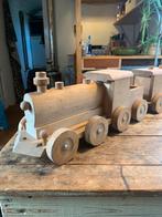 Vintage grote houten trein., Kinderen en Baby's, Speelgoed | Houten speelgoed, Ophalen of Verzenden, Gebruikt