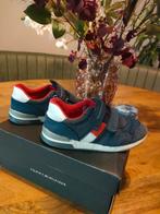 Tommy Hilfiger sneakers maat 30, Ophalen of Verzenden, Zo goed als nieuw