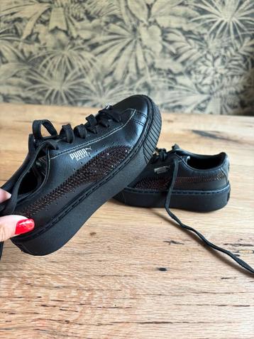 30 Puma zwart lederen sneakers met pailletten | mooie staat beschikbaar voor biedingen