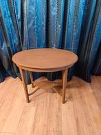 Vintage ovale tafel, Huis en Inrichting, Tafels | Statafels, Ophalen, Gebruikt