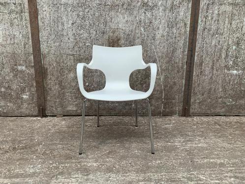 Grote partij nieuwe kantinestoelen - wit/chroom, Huis en Inrichting, Stoelen, Nieuw, Vijf, Zes of meer stoelen, Kunststof, Metaal
