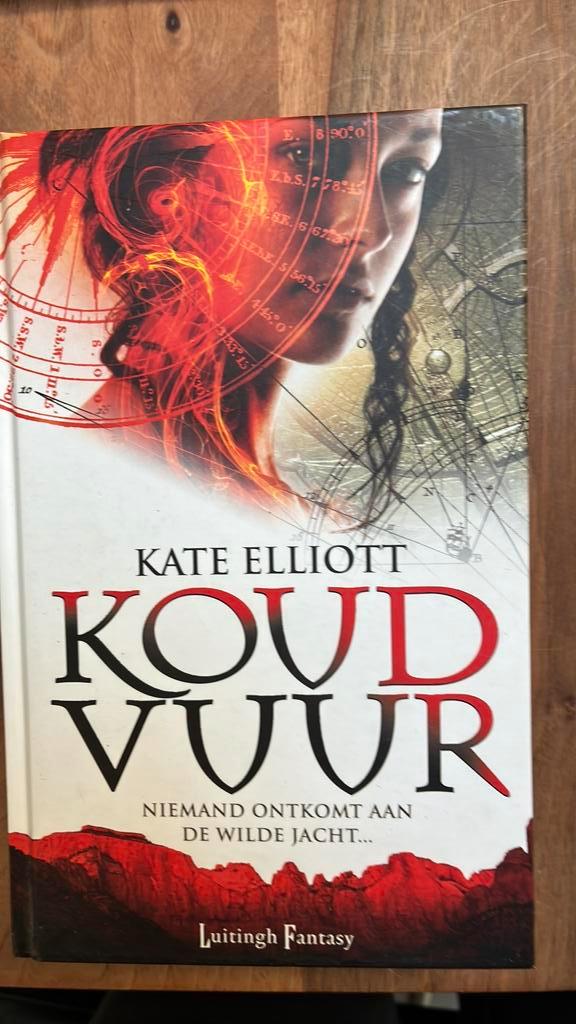 Kate Elliott - Koud vuur, Boeken, Fantasy, Zo goed als nieuw, Ophalen of Verzenden