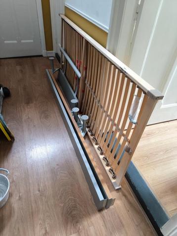 Eenpersoons bed 90x210 te koop beschikbaar voor biedingen