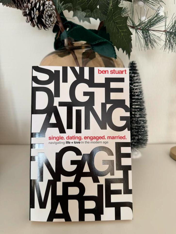 Single Dating Engaged Married - Ben Stuart, Boeken, Advies, Hulp en Training, Zo goed als nieuw, Ophalen of Verzenden