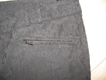 schit nw l broek m 44 zwart m werkje €10.00 Collectie 2024 . beschikbaar voor biedingen