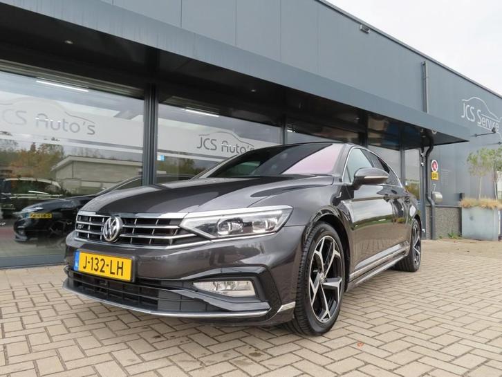 Volkswagen PASSAT 1.5 TSI Elegance R-Line Led Pano Adapt Cru, Auto's, Volkswagen, Bedrijf, Passat, ABS, Adaptive Cruise Control