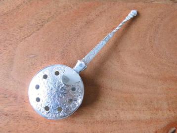 Miniuatuur zilveren beddepan  beschikbaar voor biedingen