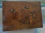 Antiek groot houtje kistje ."ingebrande"vogels+bloemen 50€, Ophalen of Verzenden