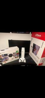 Xbox series s (512GB) + Monitor Alhua, Spelcomputers en Games, Games | Xbox Series X en S, Ophalen of Verzenden, Zo goed als nieuw