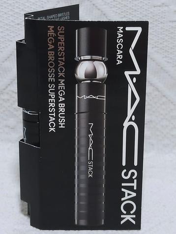 MAC Stack Mega Brush Mascara Black Stack beschikbaar voor biedingen